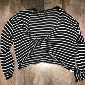 𝙵𝚘𝚛𝚎𝚟𝚎𝚛 21 𝚜𝚠𝚎𝚊𝚝𝚎𝚛